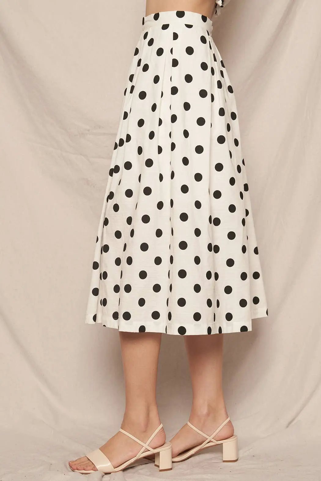En Crème En Crème White Pleated A-Line Midi Skirt with Black Polka Dots - Skirts