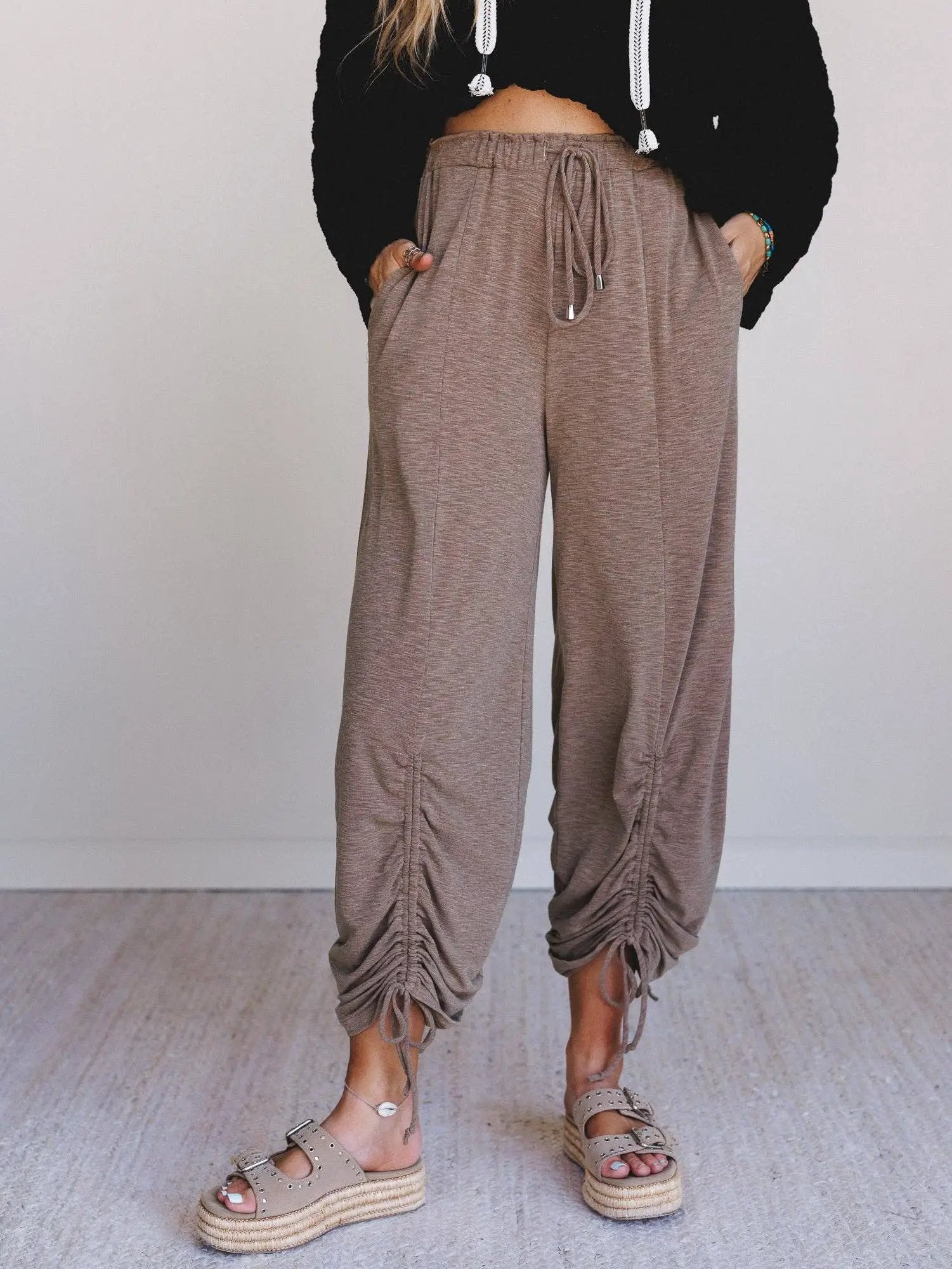 Three Bird Nest Three Bird Nest - Solie Cinched Pants in Mocha - Joggers bottoms-pants