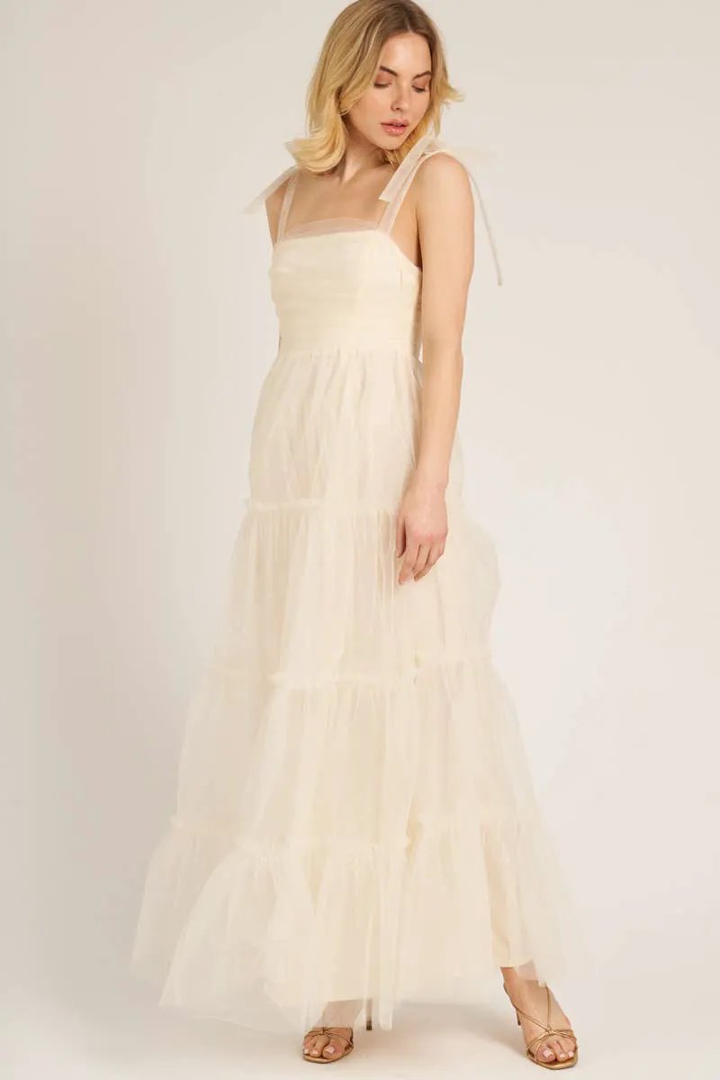En Crème En Crème Cream Sleeveless Tulle Tiered Maxi Dress - Dresses