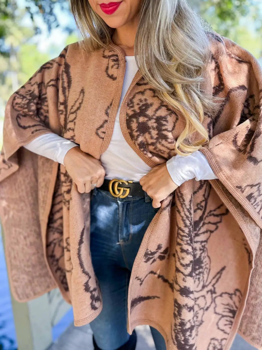 AMOLI AMOLI - Camel Elegant Floral Print Cape Shawl Ruana Cardigan - Cardigans