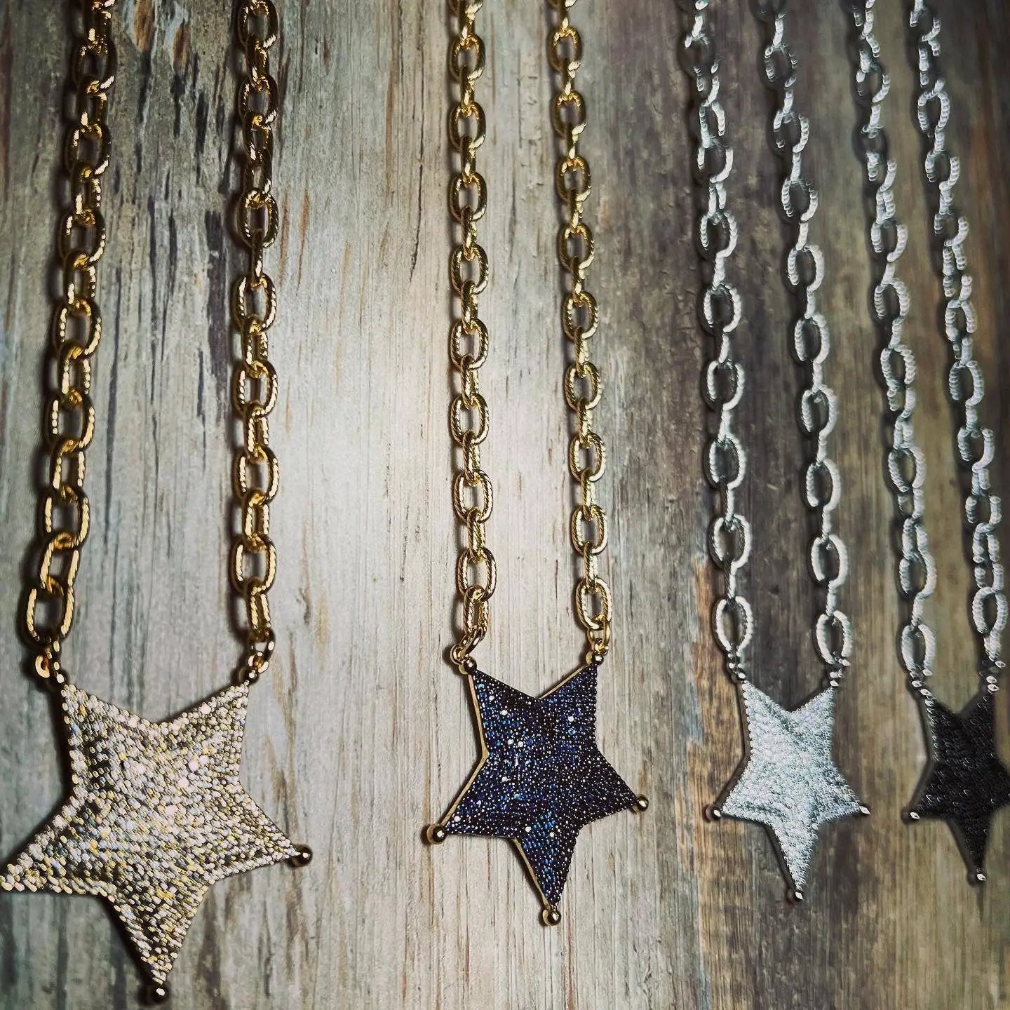 Chasing Cherubs Star Studded Chain - Necklaces