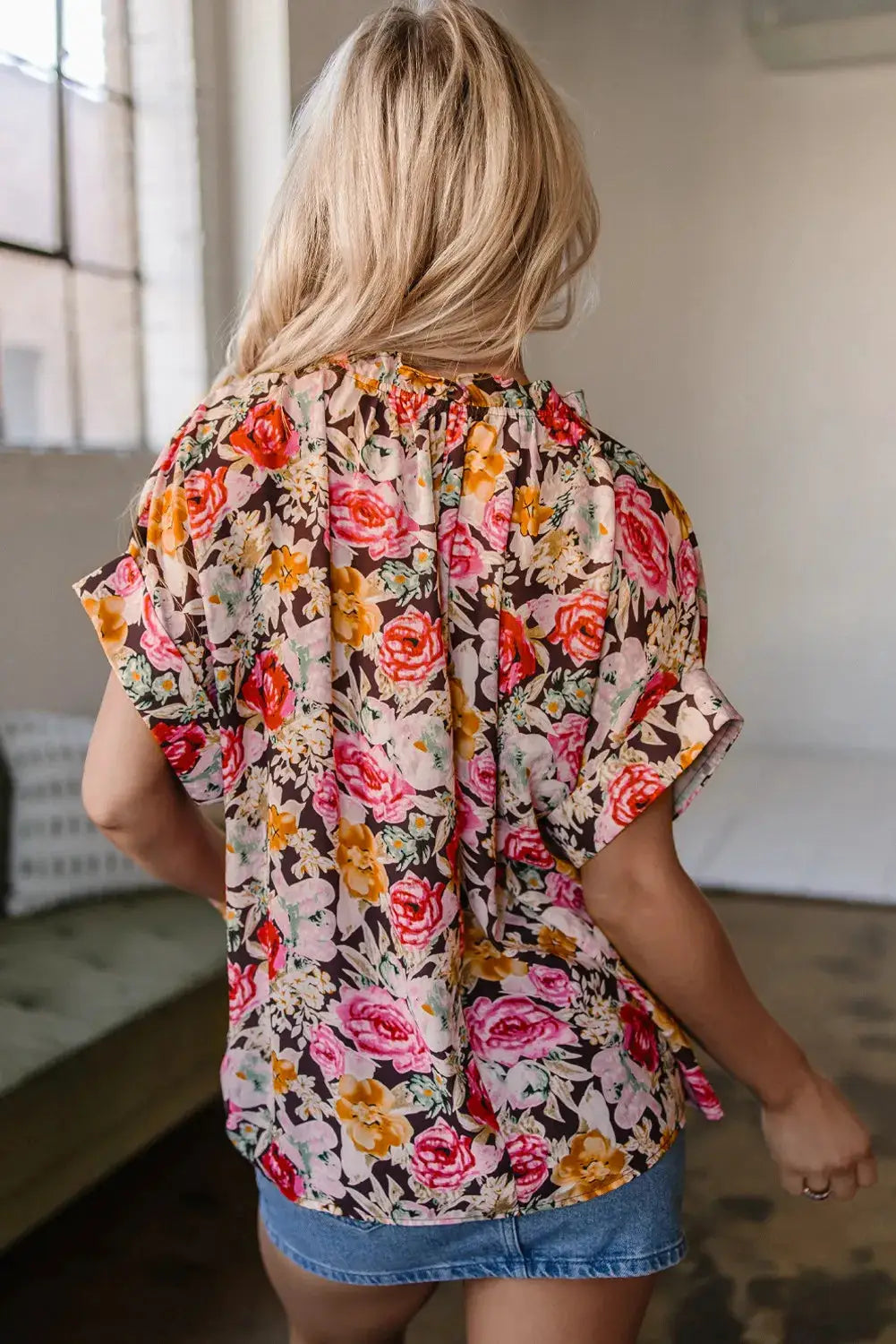 1 the Woman Rosé Garden Crewneck Blouse - Blouses Floral Print Crew Neck Short Sleeve Shift Blouse