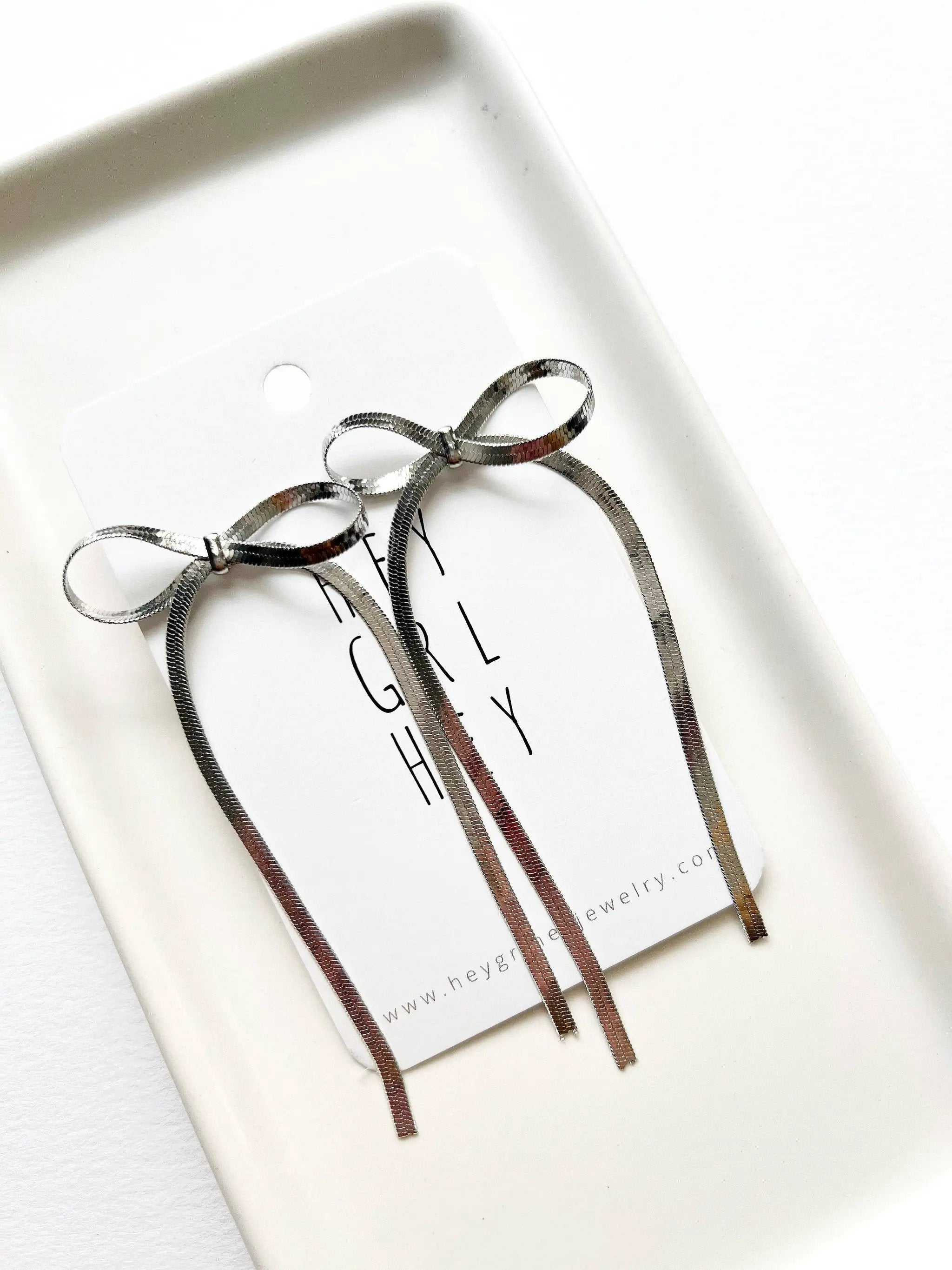 Hey Grl Hey Jewelry The Bexley Bow Earrings in Silver - Earrings