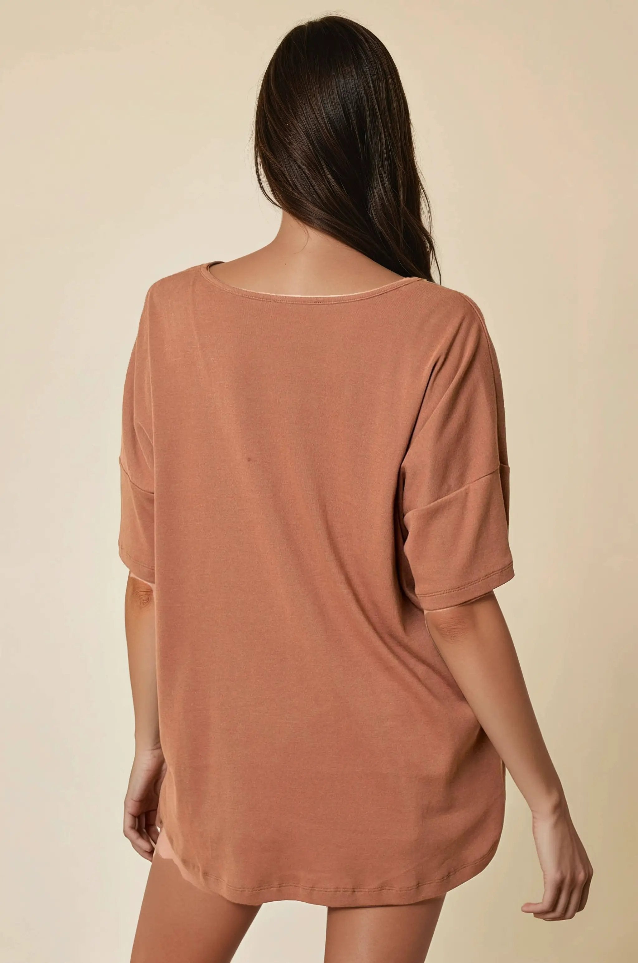 Doe and Rae The Oversized V-Neck Knit Top: Honey Brown - T-Shirts