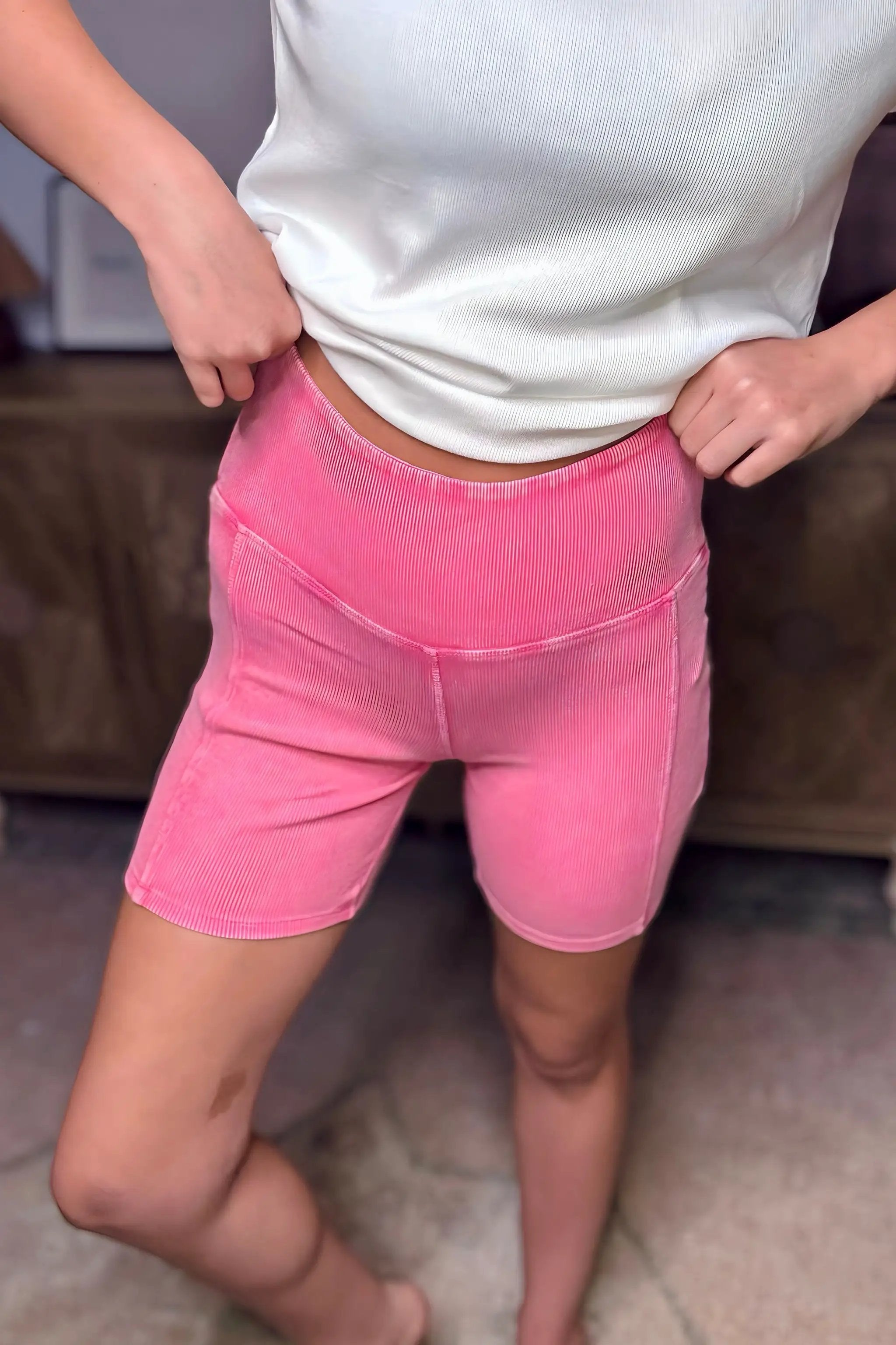 Le Lis Mineral Wash Ribbed Tummy Control Biker Basic Shorts - Shorts biker shorts