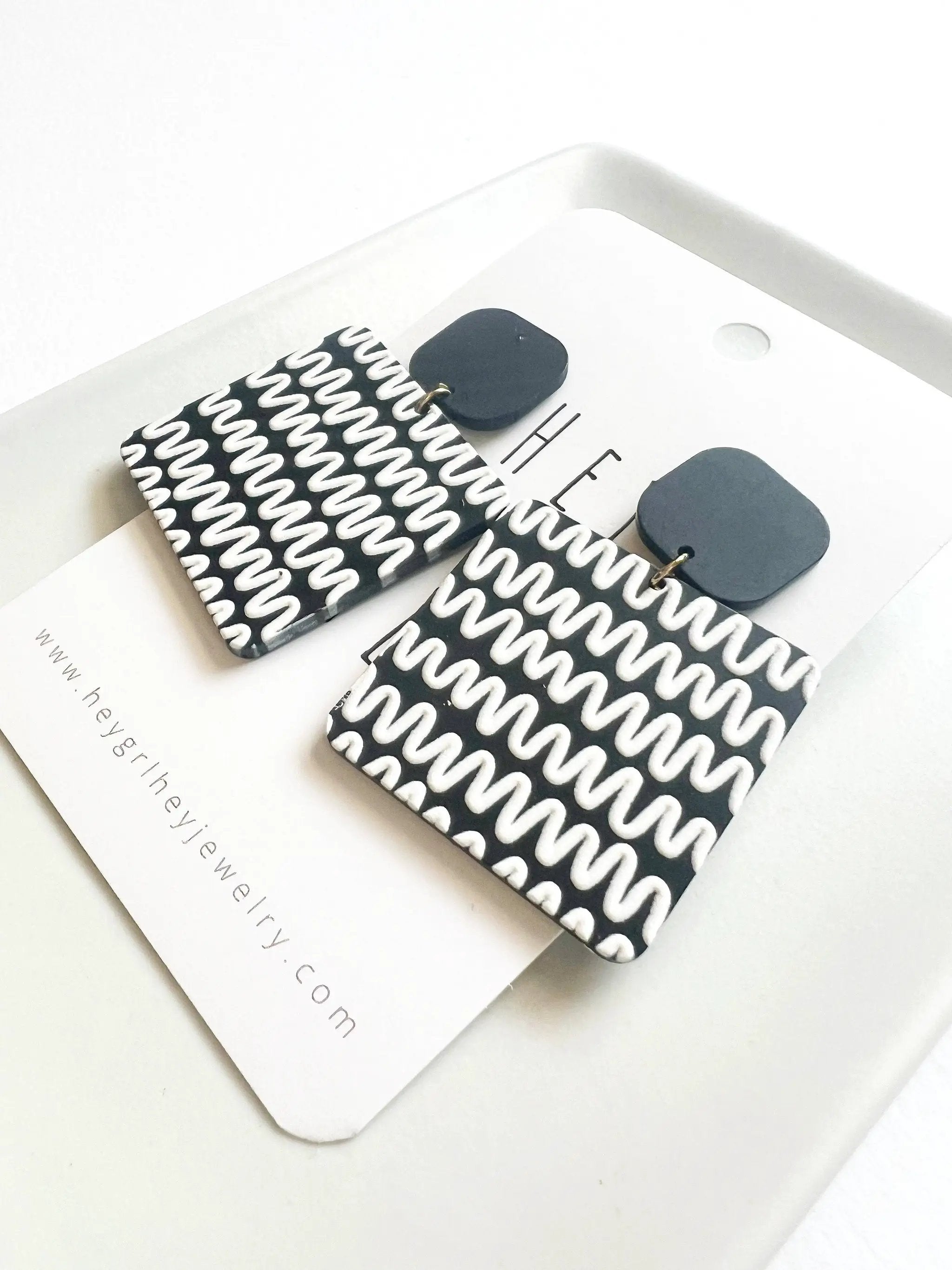 Hey Grl Hey Jewelry The Squiggle Wiggle Earrings - Earrings