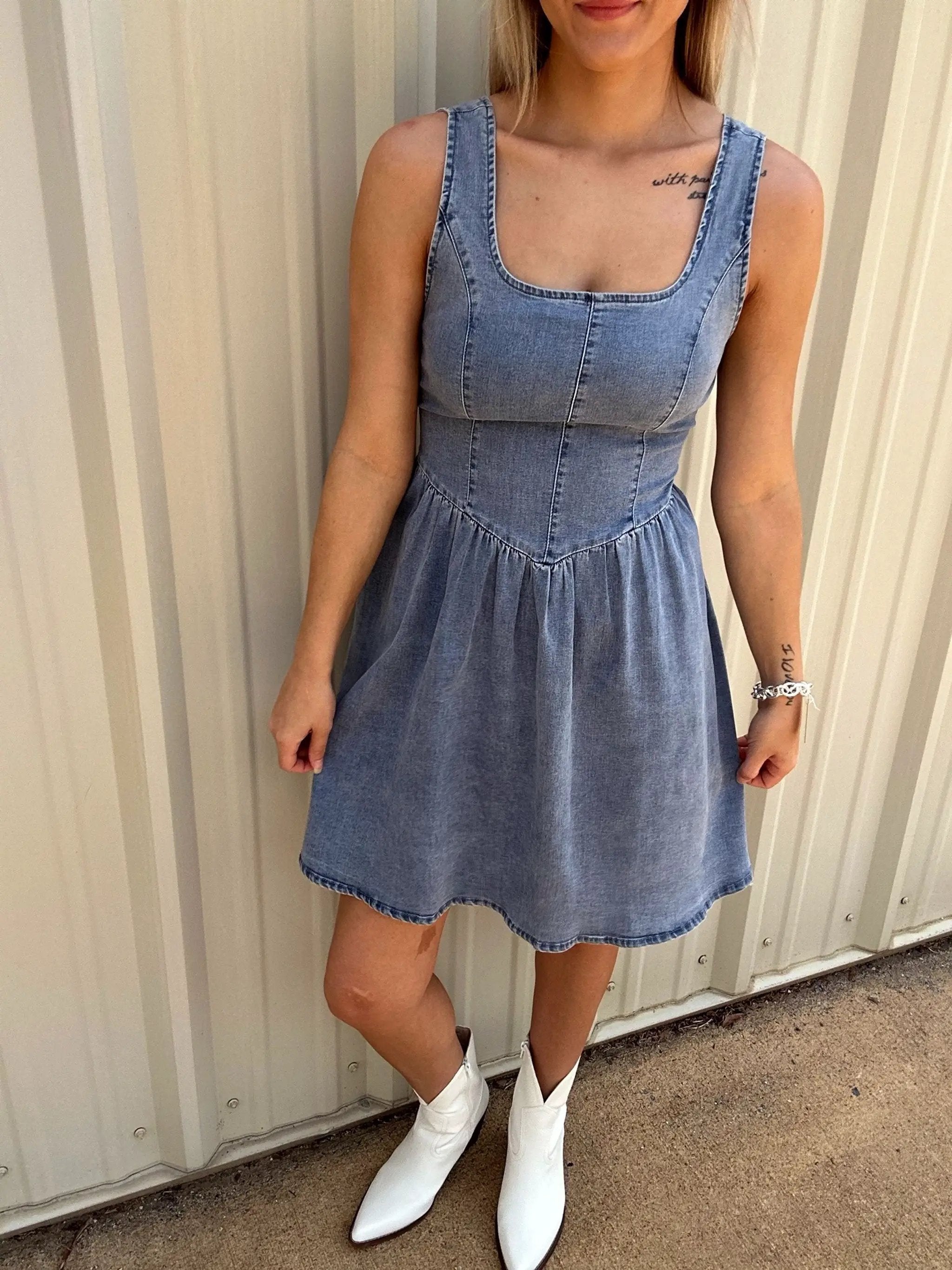 Grateful Threads Boutique Chambray Square Neck Bowknot A-line Sleeveless Denim Dress - Dresses Myosotis Square Neck Bowknot A-line Sleeveless Denim Dress