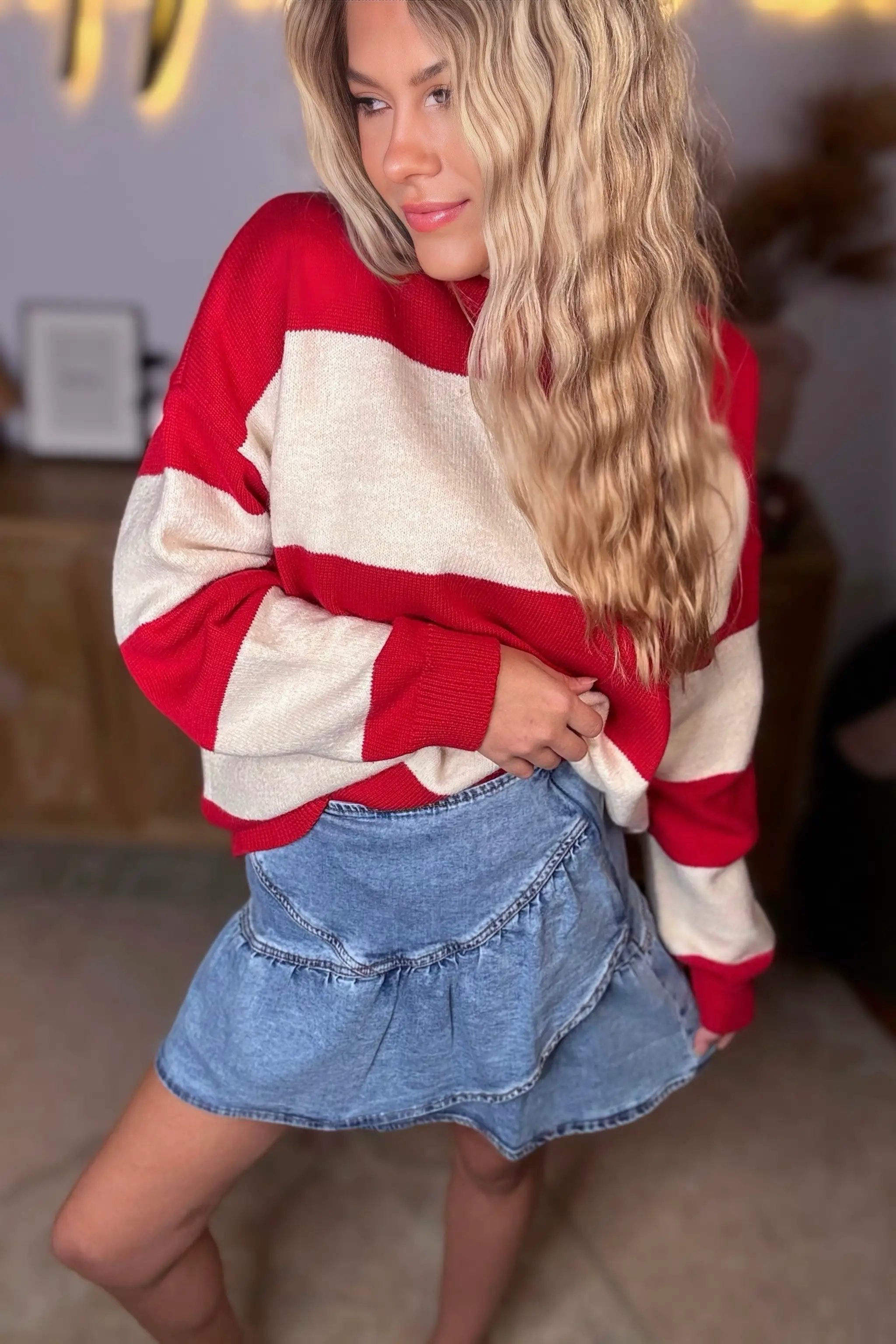 Le Lis LE LIS Round Neck Candy Cane Stripe Sweater - Sweaters