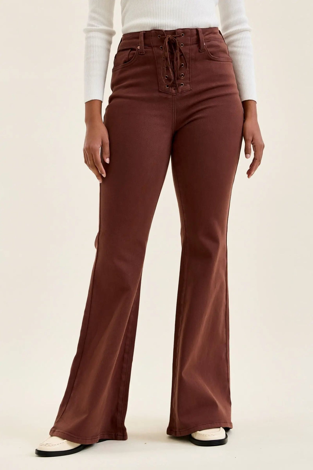 Jeans Judy Blue Jaqueline high-waist lace-up flare in cocoa brown