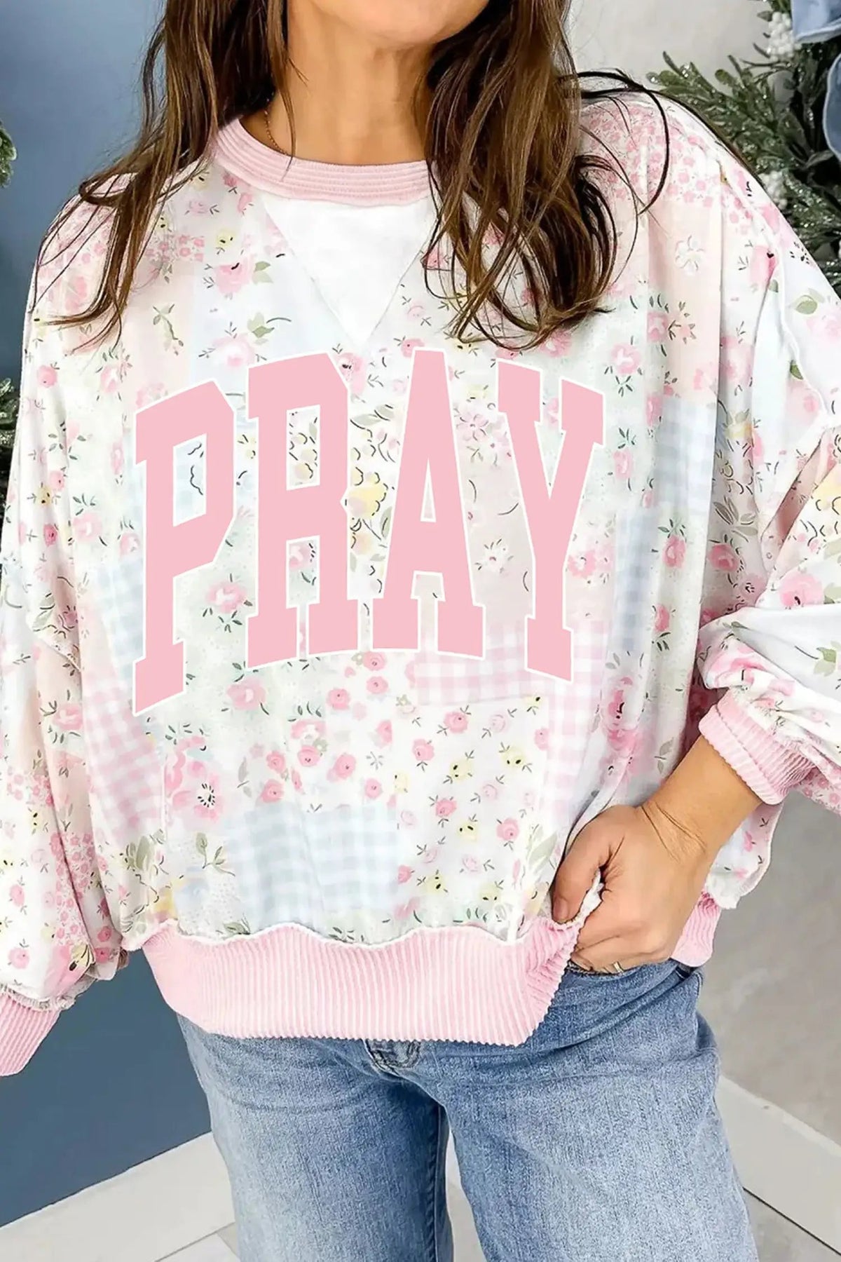The Minnie Graphic Sweatshirt - Pink — view 2