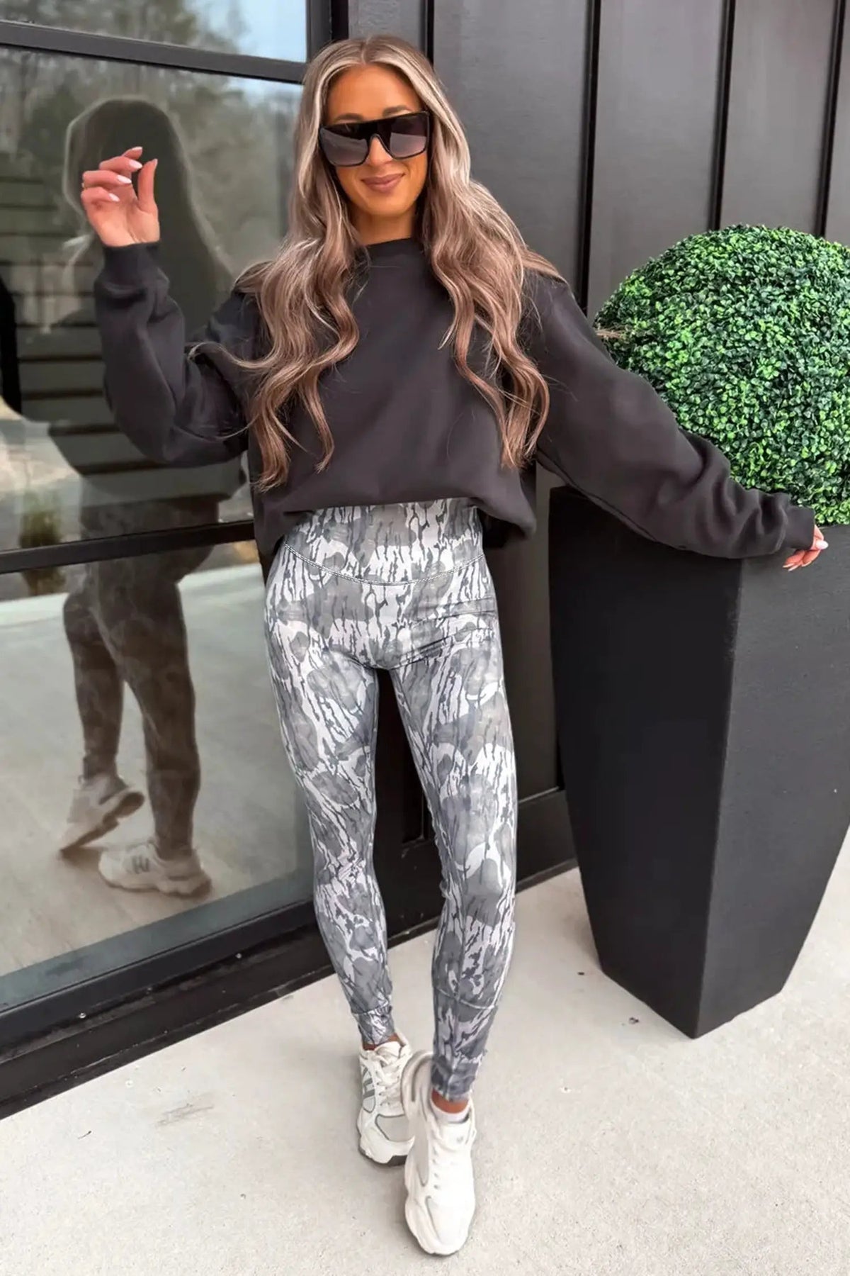 The Rhea Leggings - Multicolour — view 3