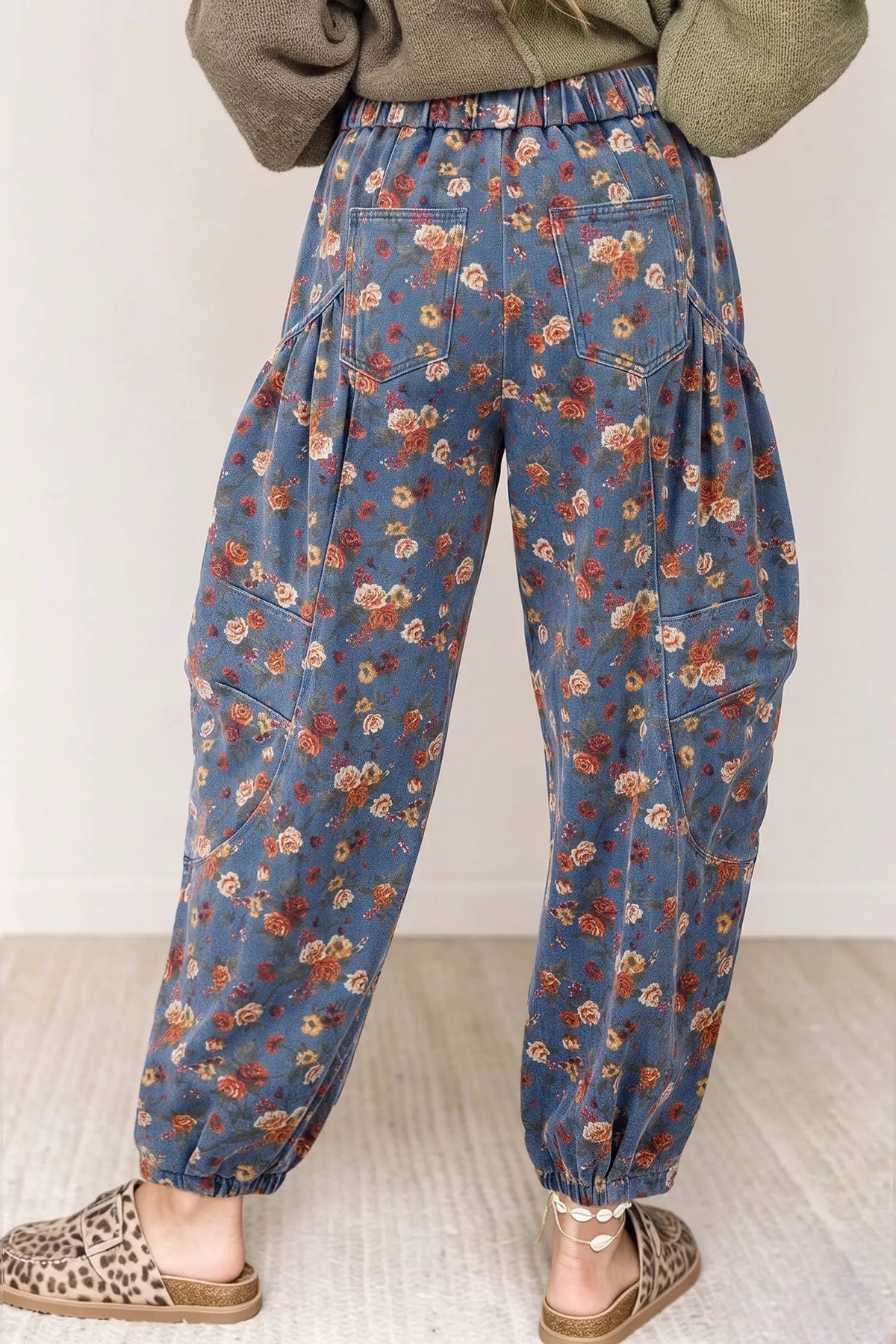The Della Jeans - Beau Blue — view 2