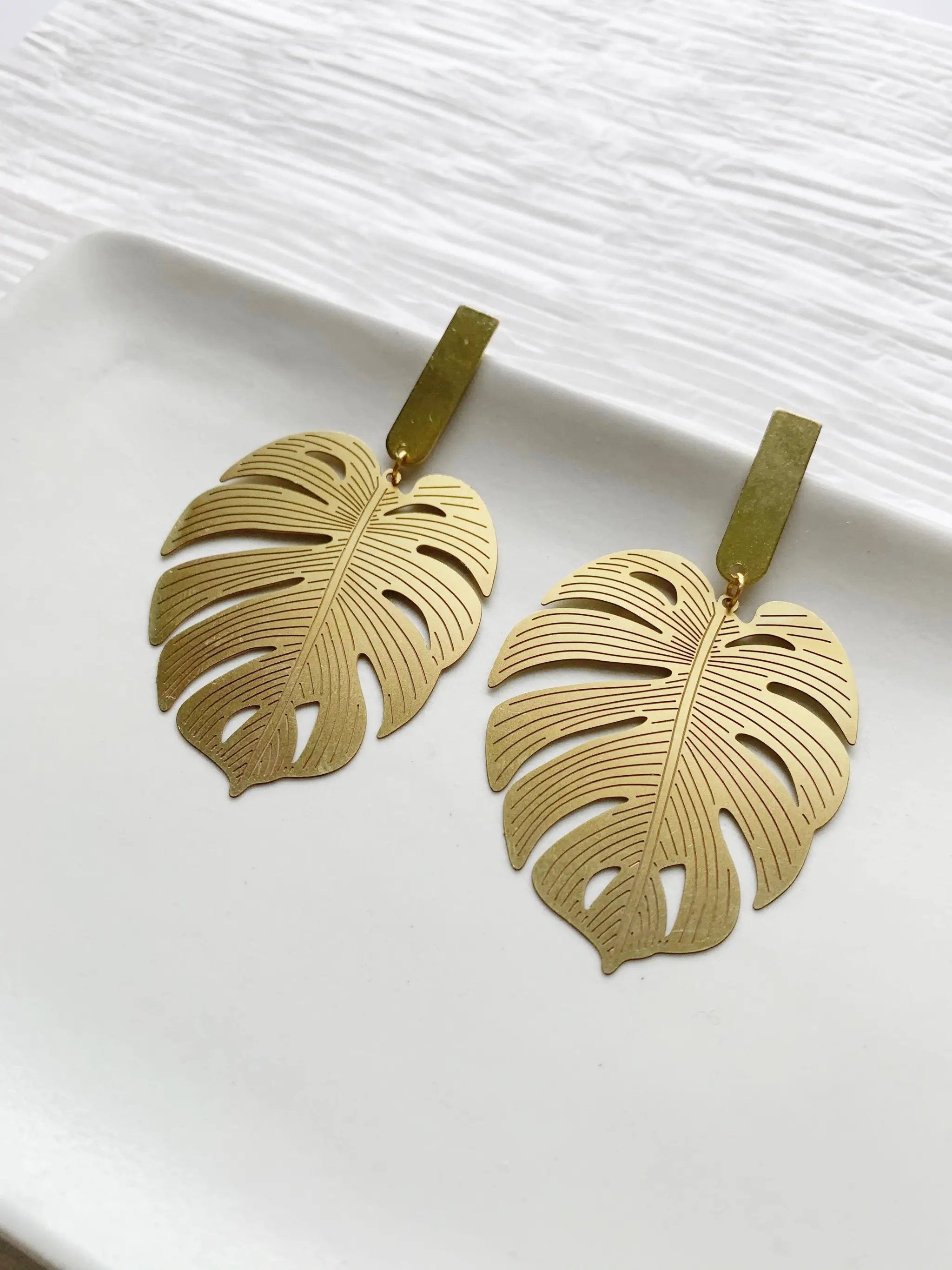 Hey Grl Hey Jewelry Tropic Like It’s Hot Earrings - Earrings